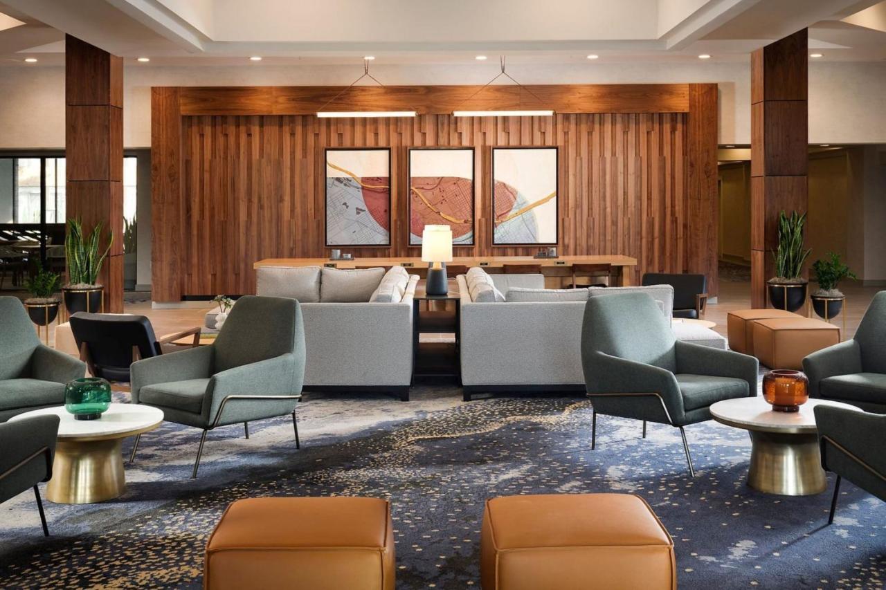 Cascade Sheraton Grand Rapids Airport Hotel מראה חיצוני תמונה